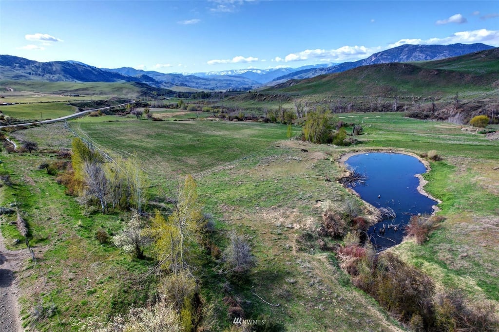 107 Upper Beaver Creek Road Methow Valley Home Listings - North Cascade Land & Home Company Real Estate