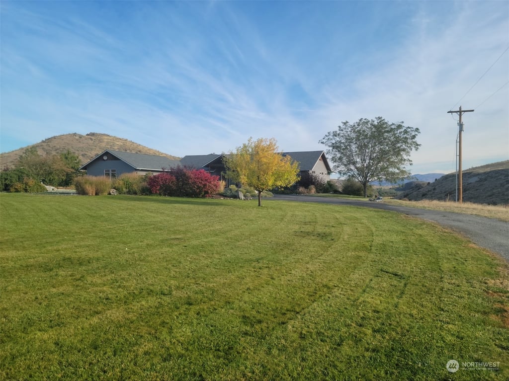 20 Blue Heron Lane Methow Valley Home Listings - North Cascade Land & Home Company Real Estate