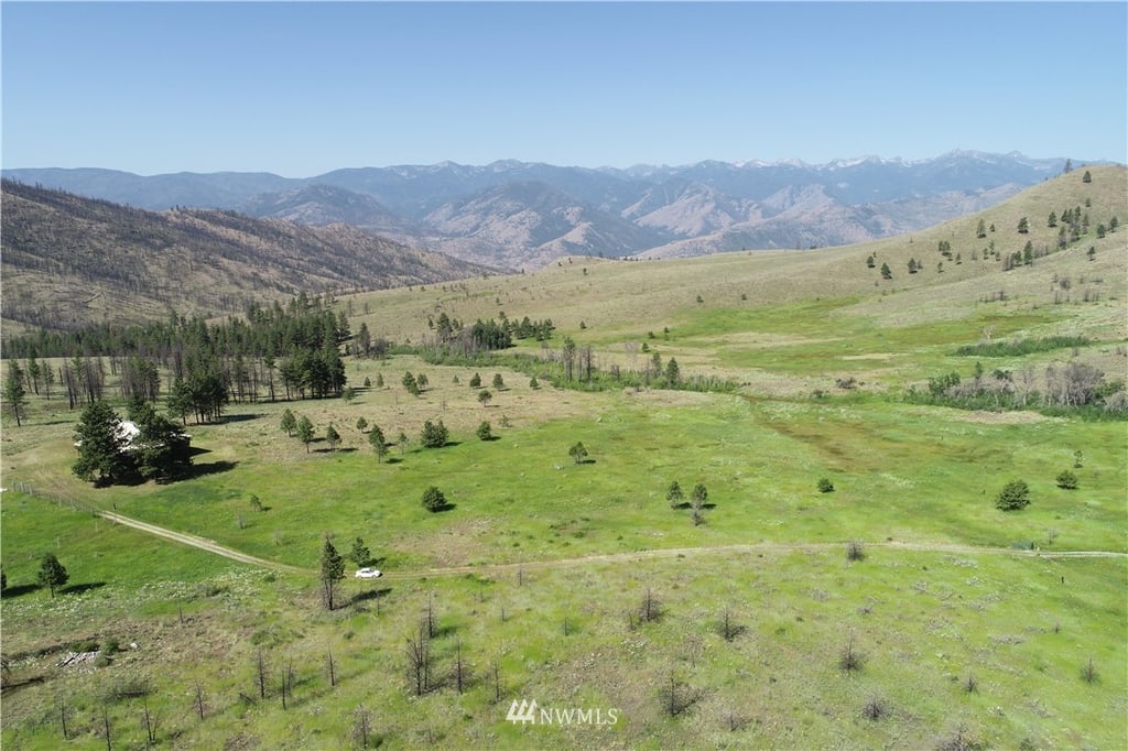696 Texas Creek Rd Methow Valley Home Listings - North Cascade Land & Home Company Real Estate